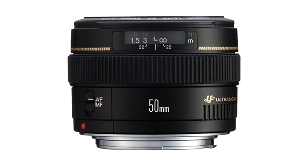 Canon EF 50mm f/1.4 USM Standard & Medium Telephoto Lens untuk Kamera Canon SLR