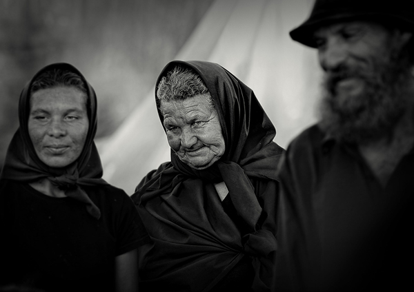 Photo Story - Gipsy Portrait by Jose Ferreira