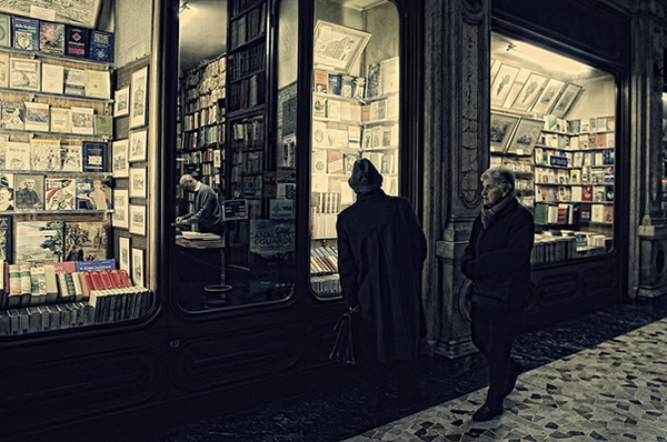 The bookshop - Street Photography