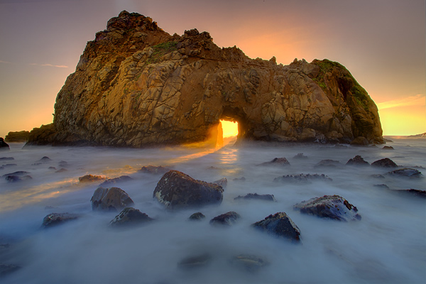 Pfeiffer Beach Big Sur .. Hole In The Wall