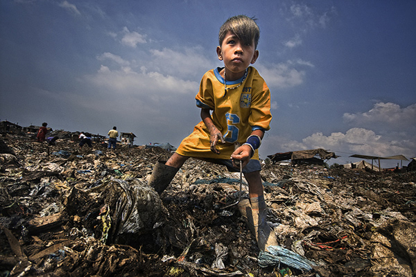 Street Children Photography by Thomas Tham