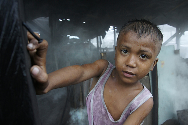 Street Children Photography by Thomas Tham 