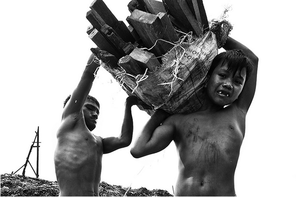 Ulingan, Tondo - The life of Rickson, a Charcoal boy