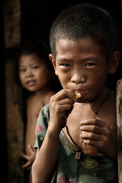 Ulingan, Tondo - Portraits of the Charcoal children