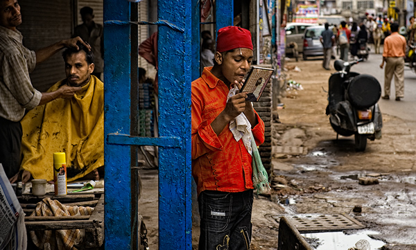 Interview With Indian Street Photographer Prateek Dubey