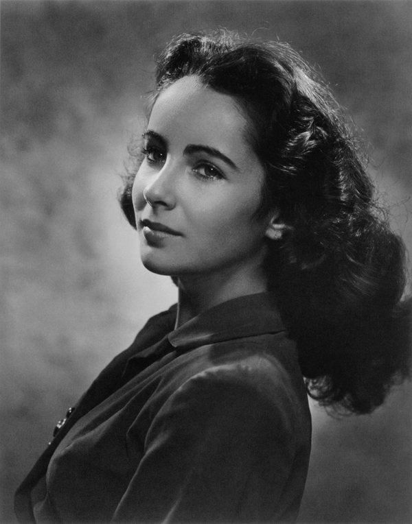 Elizabeth Taylor - Portraits by Yousuf Karsh