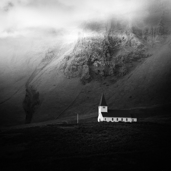 Iceland: Fantastic Fine Art Landscapes by Greek Photographer Peter Zéglis