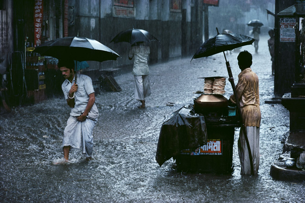 Steve McCurry - Inspiration from Masters of Photography 