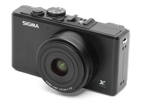 Sigma DP2 14MP FOVEON CMOS Sensor Digital Camera