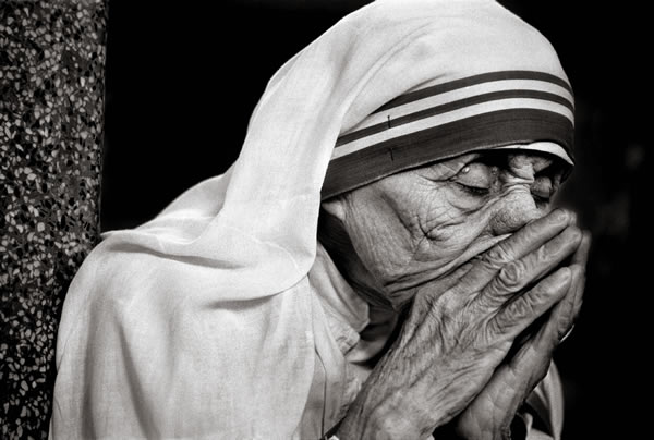 Mother Teresa by Raghu Rai 