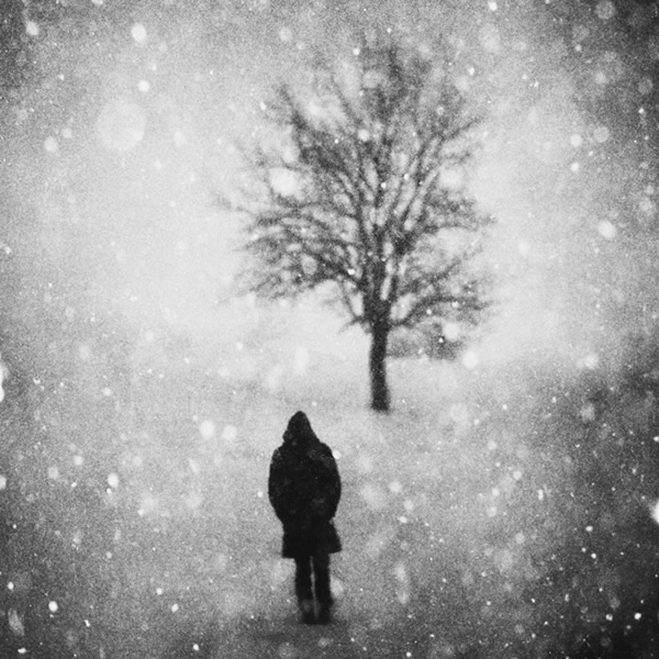 A Silent Voice Through Art & Photography: Interview With Zewar Fadhil