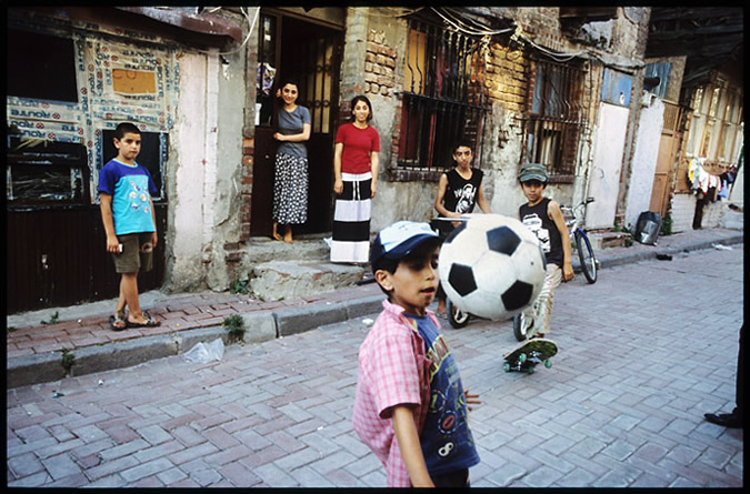 Przemek Strzelecki: Street Photographer from Poland