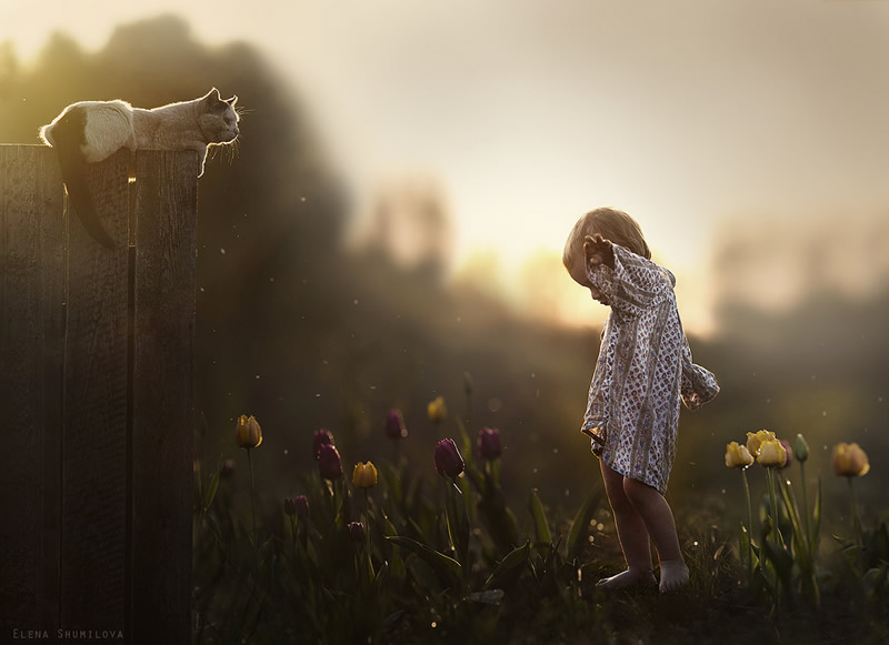 Elena Shumilova - Russian Mother Takes Amazing Portraits of Her Two Kids with Animals