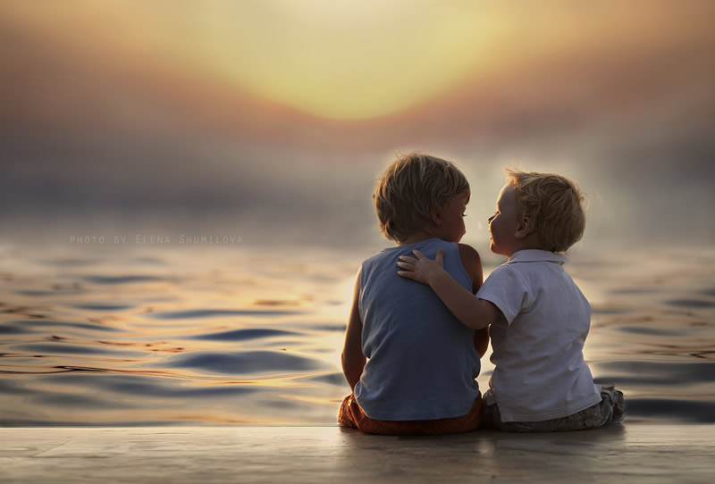 Elena Shumilova - Russian Mother Takes Amazing Portraits of Her Two Kids with Animals