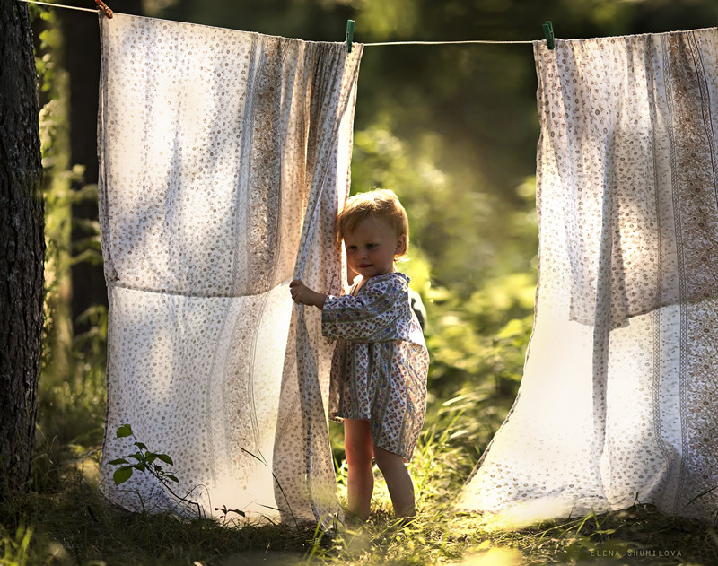 Elena Shumilova - Russian Mother Takes Amazing Portraits of Her Two Kids with Animals