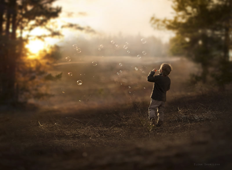 Elena Shumilova - Russian Mother Takes Amazing Portraits of Her Two Kids with Animals