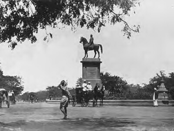 Munro Statue - Madras (Chennai)