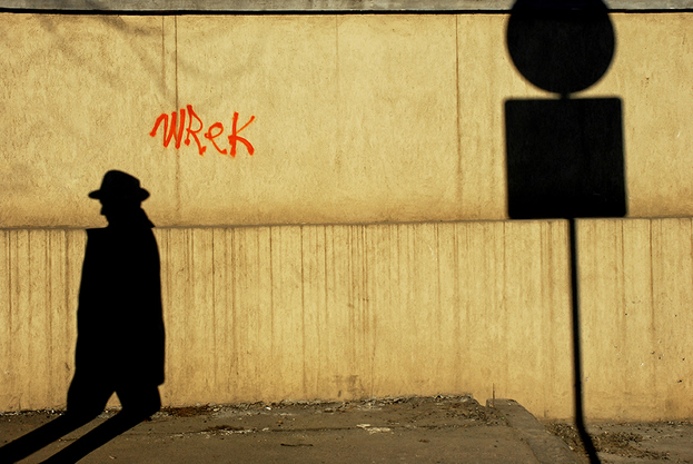 Wrek - Great Examples of Shadows in Street Photography