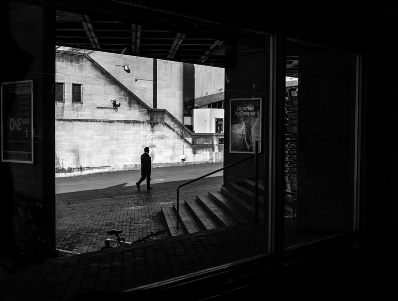 Magic with geometrical patterns in Street Photography by Rupert Vandervell