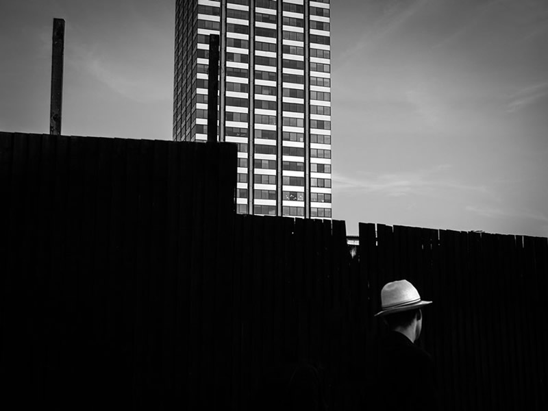 Magic with geometrical patterns in Street Photography by Rupert Vandervell