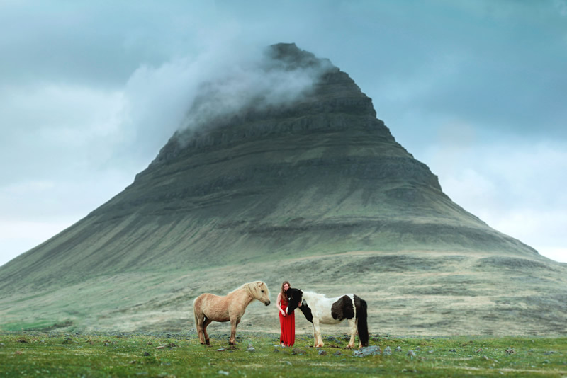 All alone in the most beautiful place on earth - Elizabeth Gadd and her stunning self-portraits