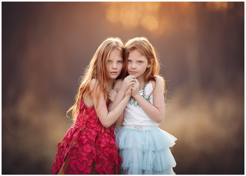New Born and Children Portrait Photography by Lisa Holloway