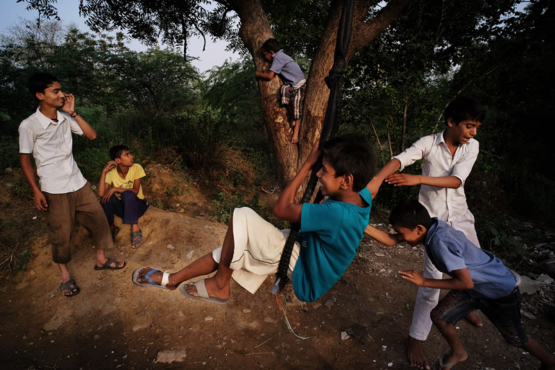 Getting the Layers Right in Street Photography by Vineet Vohra