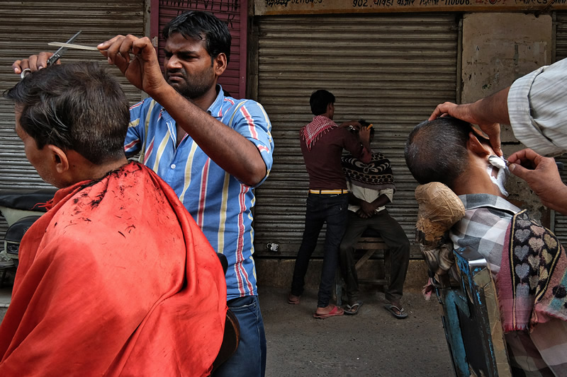 Getting the Layers Right in Street Photography by Vineet Vohra