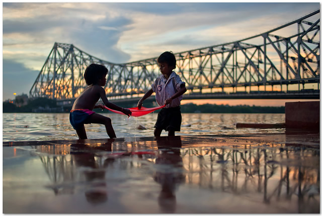 Lets Catch Fish - Howrah Bridge, Kolkata, India