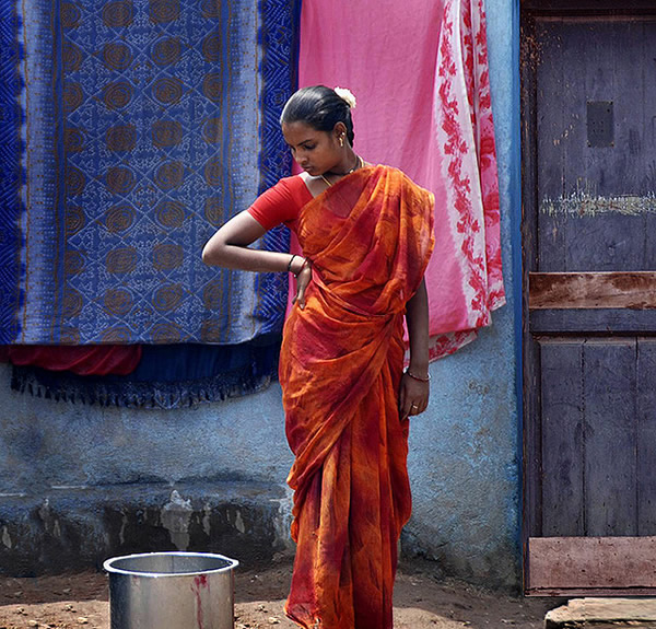 50 Extraordinary Photographs that can happen only in India