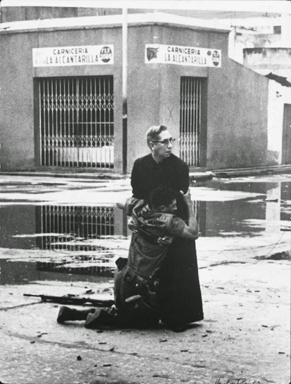 The priest and the dying soldier, 1962