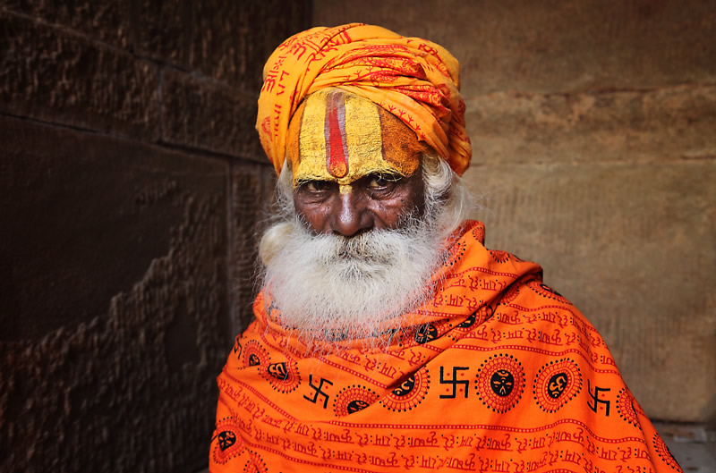 Bangladesh Photographer Pronov Ghosh Captures The Soulful Portraits of Cultural People 