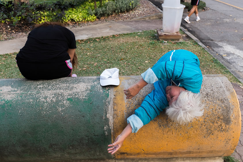 Larry Hallegua - Fantastic Street Photographer from UK