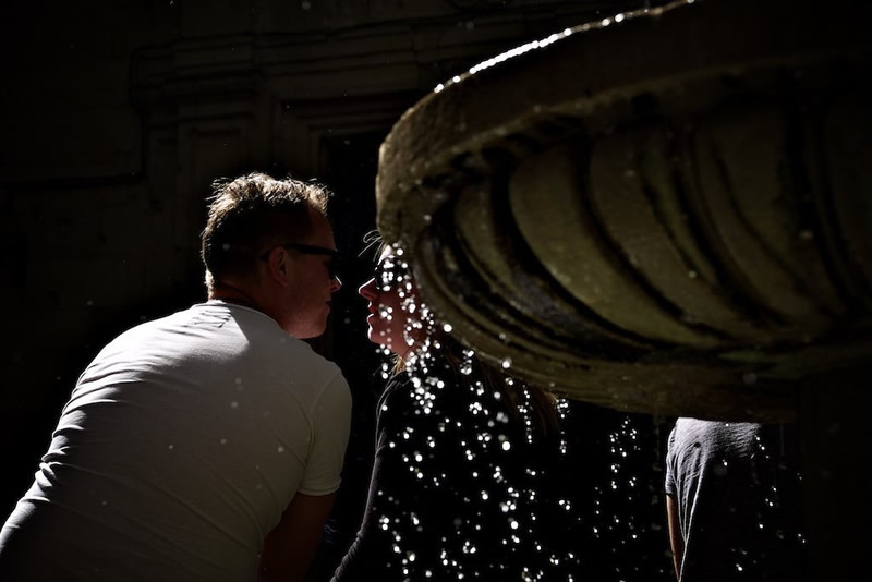 Stunning Street Photography by Ignasi Raventós from Barcelona