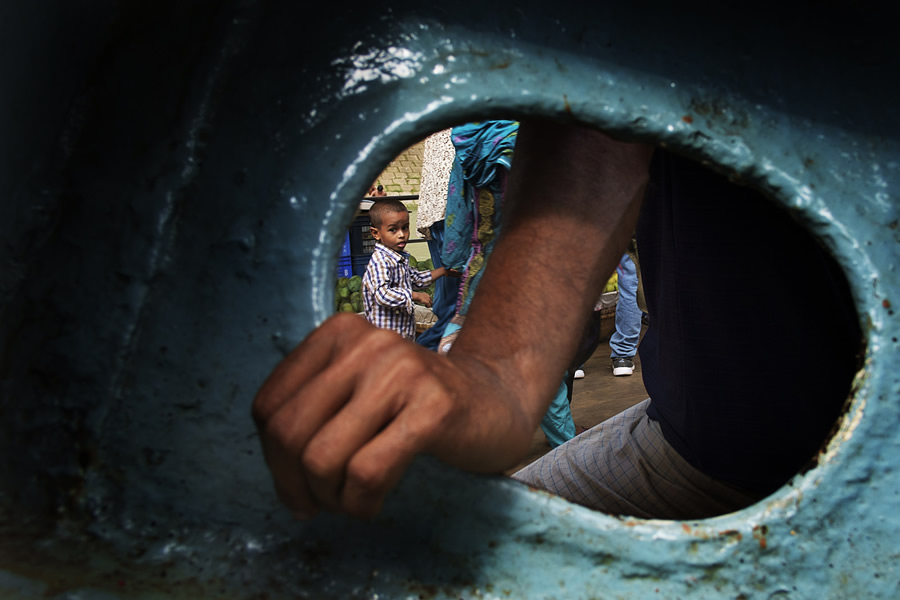 Muhammad Imam Hasan - Street Photographer from Dhaka, Bangladesh