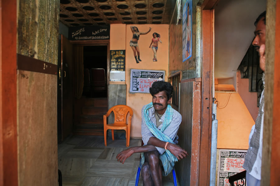 Tent Moments - Photo Story About The Disappearance Of The Travelling Cinema By Pradeep K S