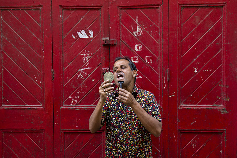 Suvankar Sen - People And Street Photographer From India