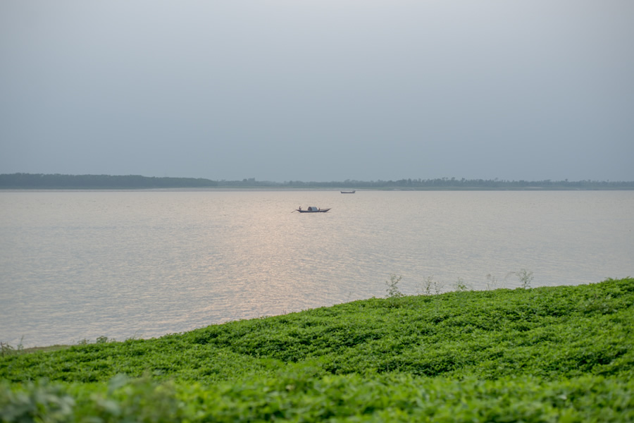 Riverine - Photo Story By Bangladesh Photographer Tariq Adnan