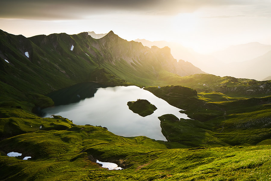 Secrets of Shooting Beautiful Landscapes