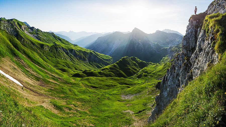 Secrets of Shooting Beautiful Landscapes