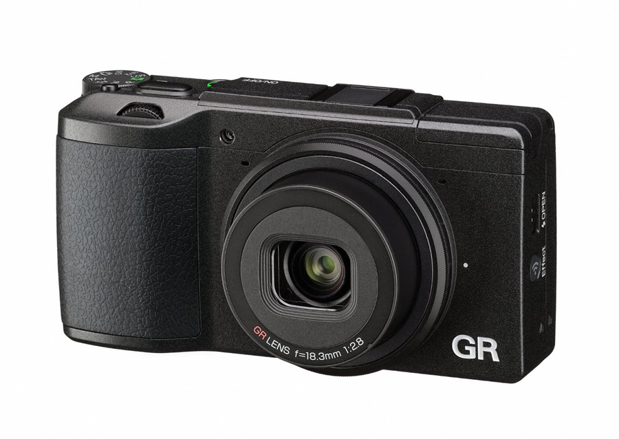 10 Best & Most Compact Cameras In 2015 - 121Clicks.com