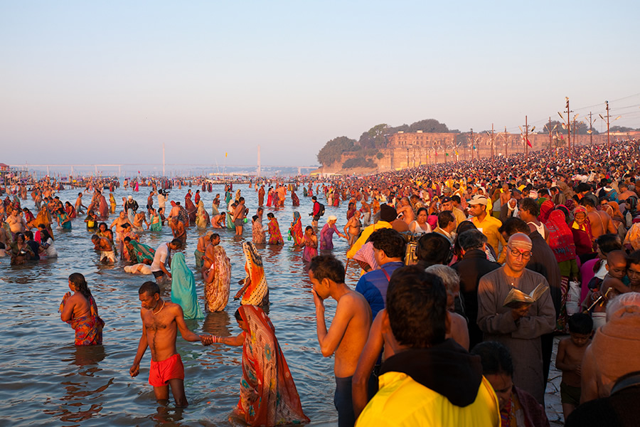 That Mighty Maha Kumbha Mela & Some Unseen Photographs - Photo Series ...