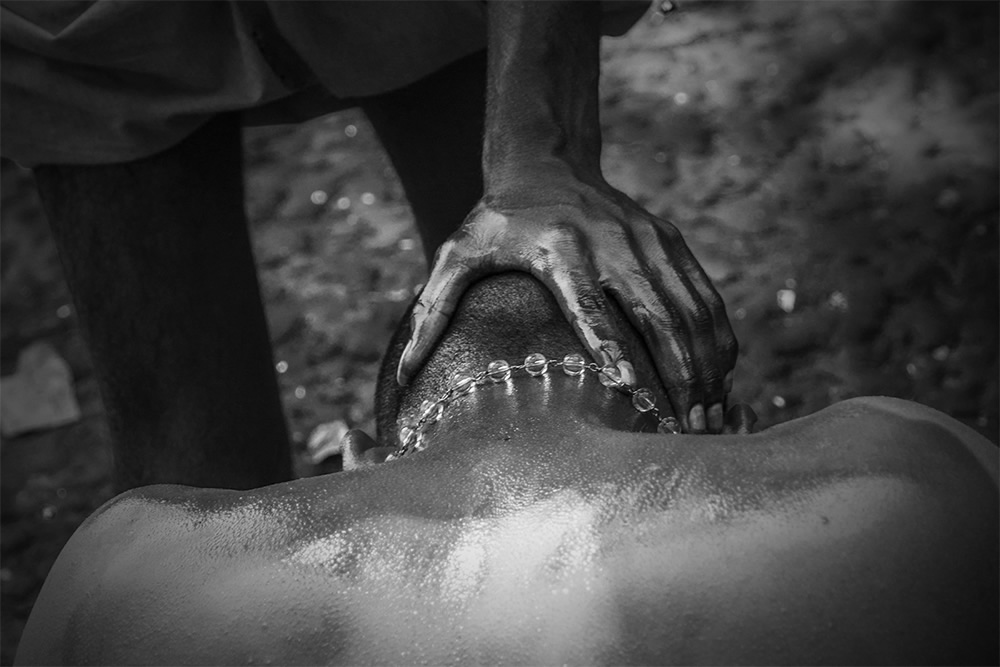 Malishwalas Of Hogenakkal - Photo Series By Rajarshi Chakraborty