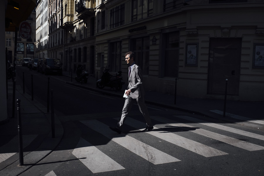 Sylvain Biard - Street Photographer From Paris Shows Us Why Photography Is A Never Boring Thing For Him