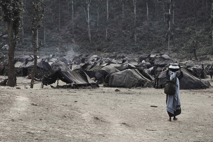 The Last Nomadic Hunters And Gatherers Of The Himalayas - Photo Series By Jan Moller Hansen