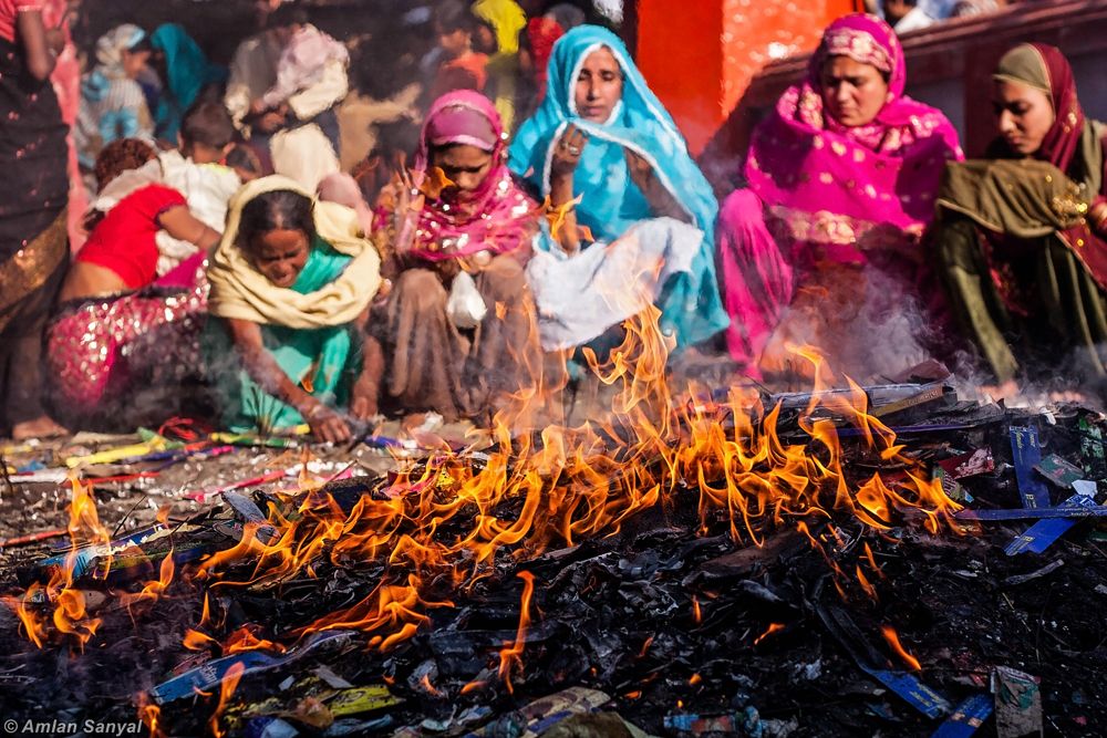 Fair And A Bond At The Border - Photo Series By Amlan Sanyal