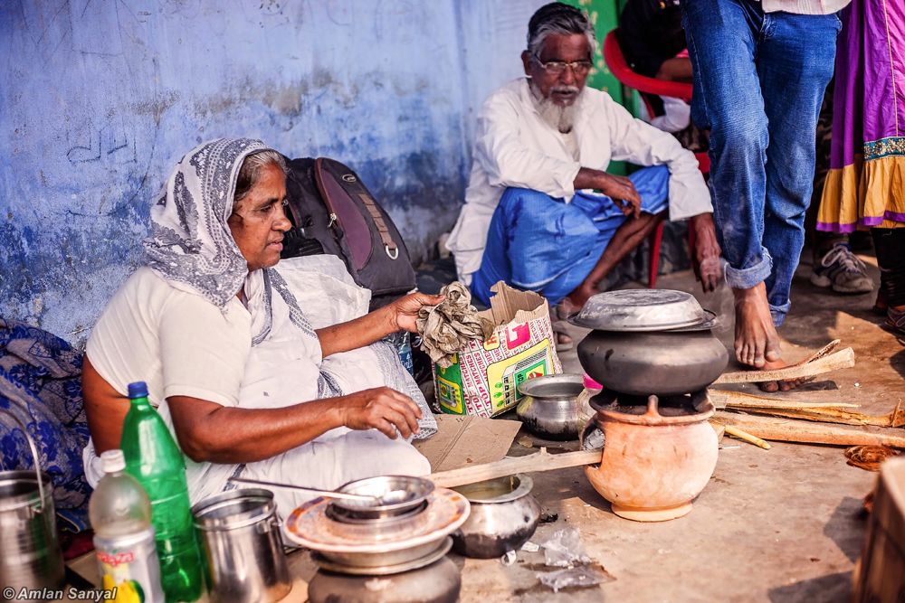 Fair And A Bond At The Border - Photo Series By Amlan Sanyal