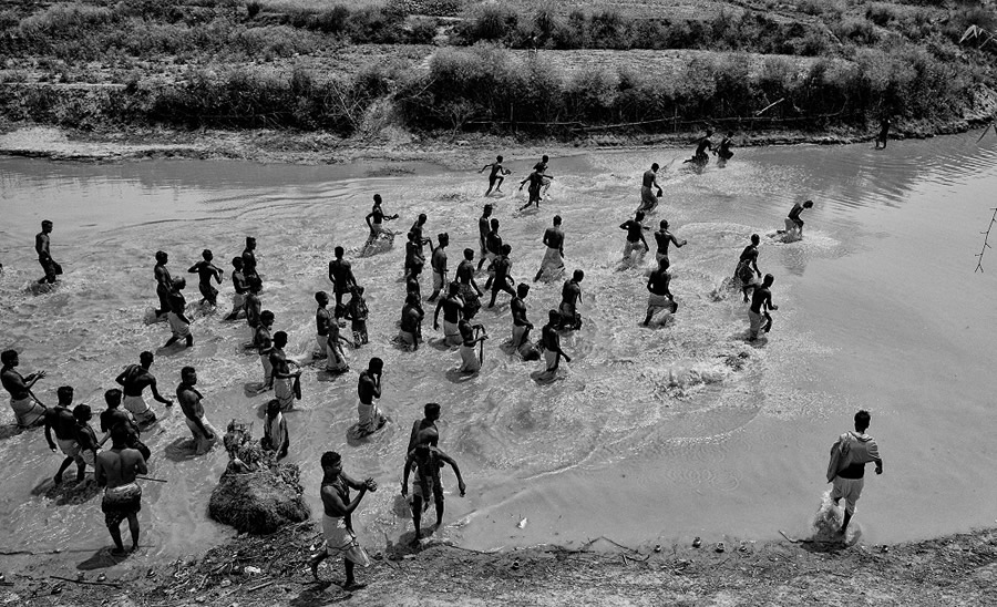 The Faith of Life - Photo Series About Gajan Festival in West Bengal By Avishek Das