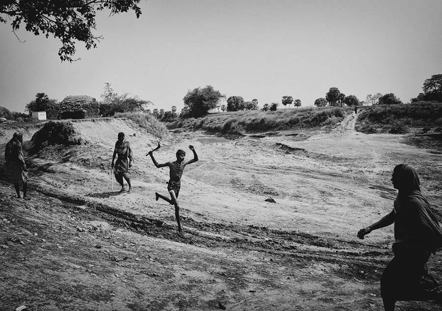 The Faith of Life - Photo Series About Gajan Festival in West Bengal By Avishek Das