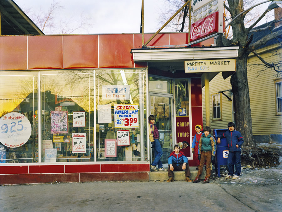 Hometown 1982-2015: 33 Years Of Photography Life In One Town By Barbara Peacock